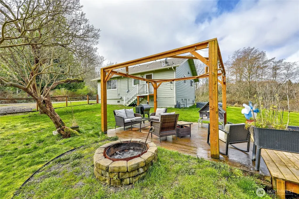 331 Bachelor Road Sequim WA 98382