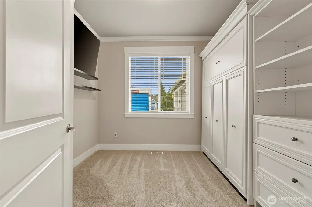 937 Secord Court Camano Island WA 98282