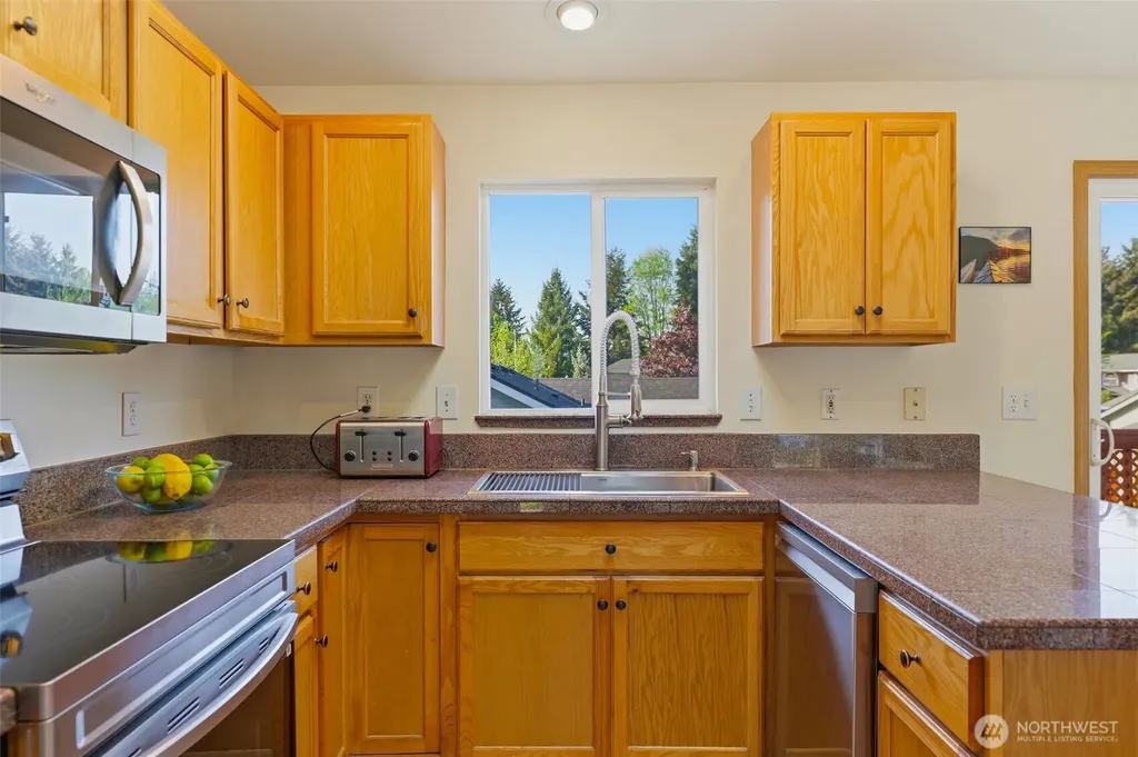 16973 Ashleigh Place SE Monroe WA 98272