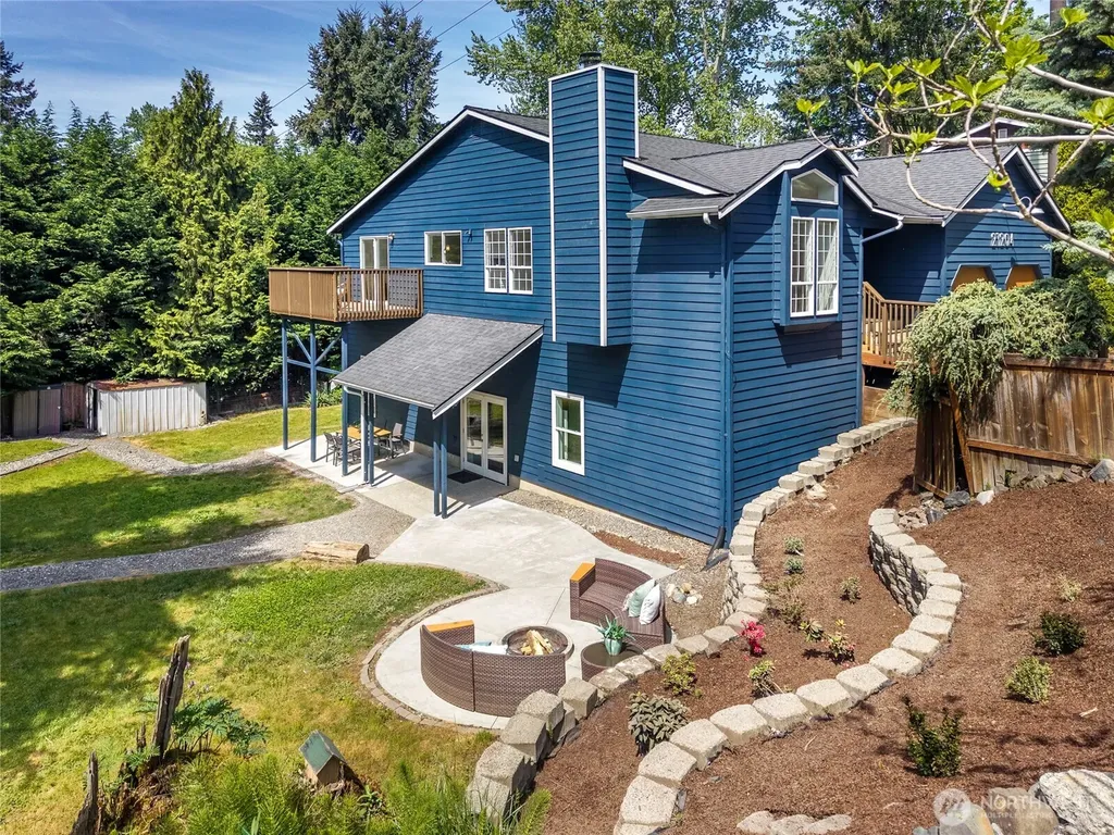 21204 8th Place W Lynnwood WA 98036