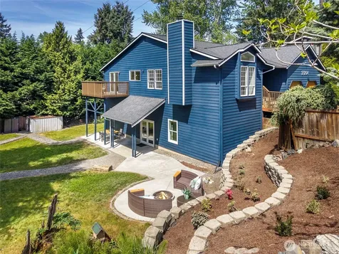 21204 8th Place W Lynnwood WA 98036
