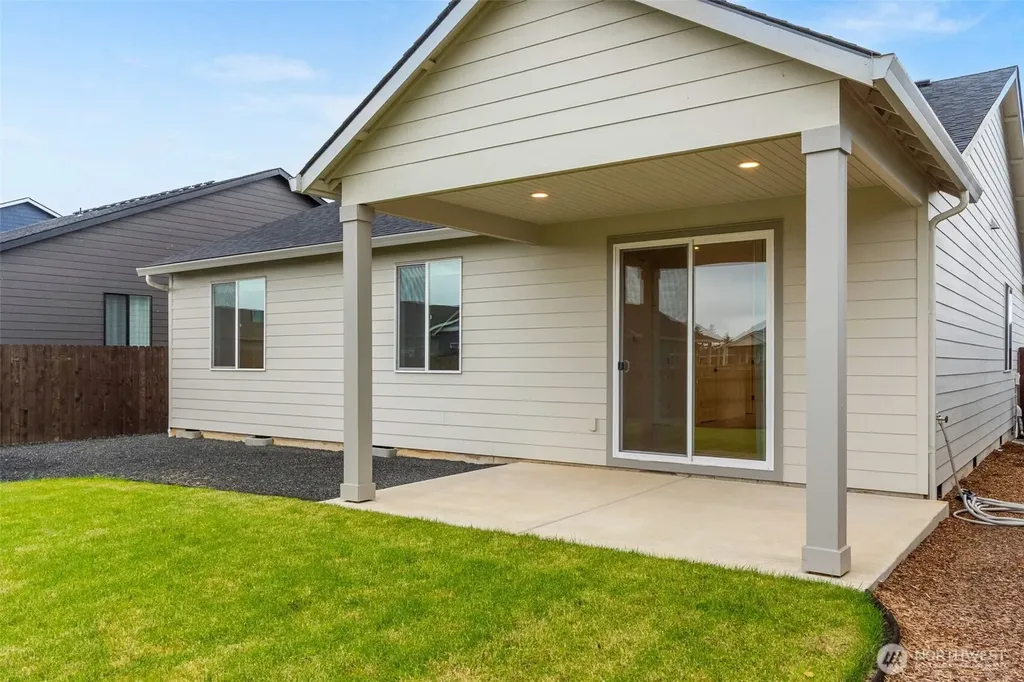 504 Pagget Avenue Winlock WA 98596