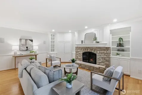13799 NE 32nd Place Bellevue WA 98005