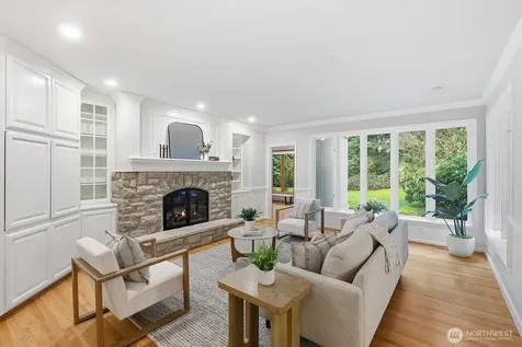 13799 NE 32nd Place Bellevue WA 98005