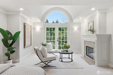 13799 NE 32nd Place Bellevue WA 98005