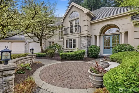 13799 NE 32nd Place Bellevue WA 98005