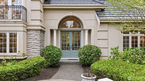 13799 NE 32nd Place Bellevue WA 98005