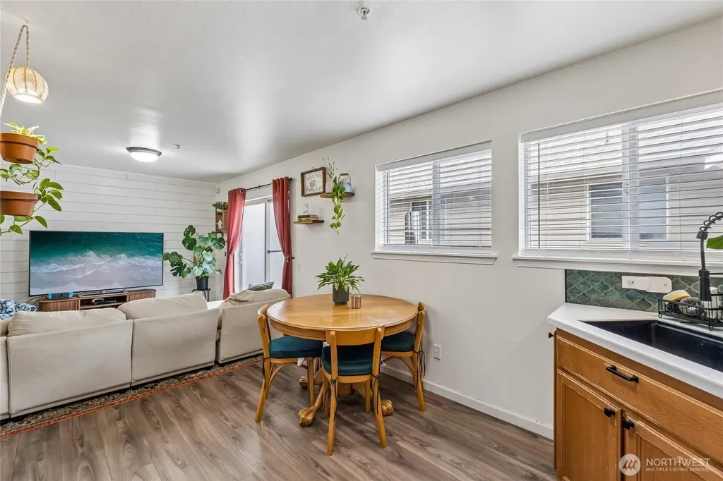 5913 111th Street Ct E Puyallup WA 98373
