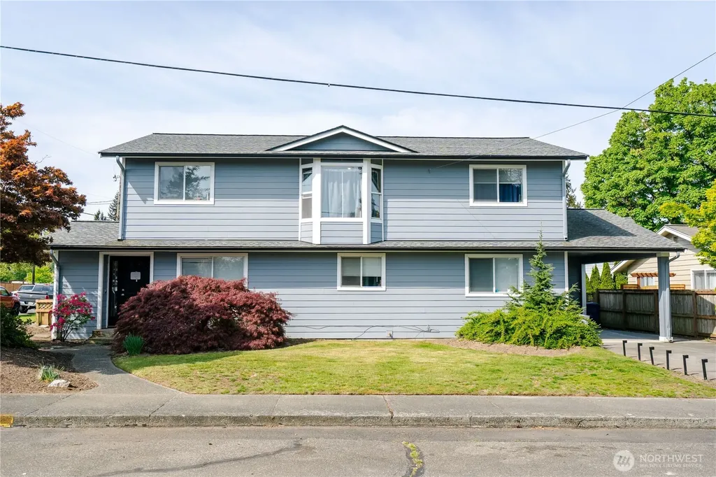 401 N 9th Street Lynden WA 98264