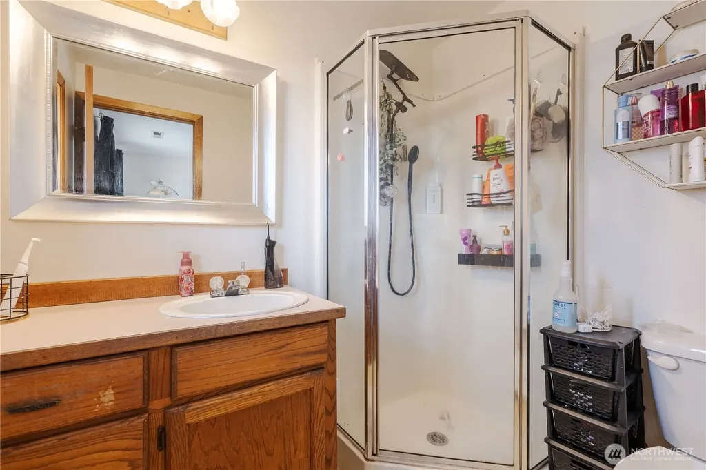 401 N 9th Street Lynden WA 98264