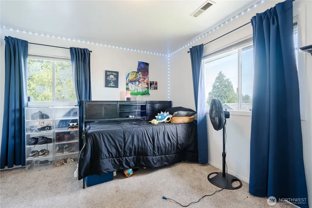 401 N 9th Street Lynden WA 98264