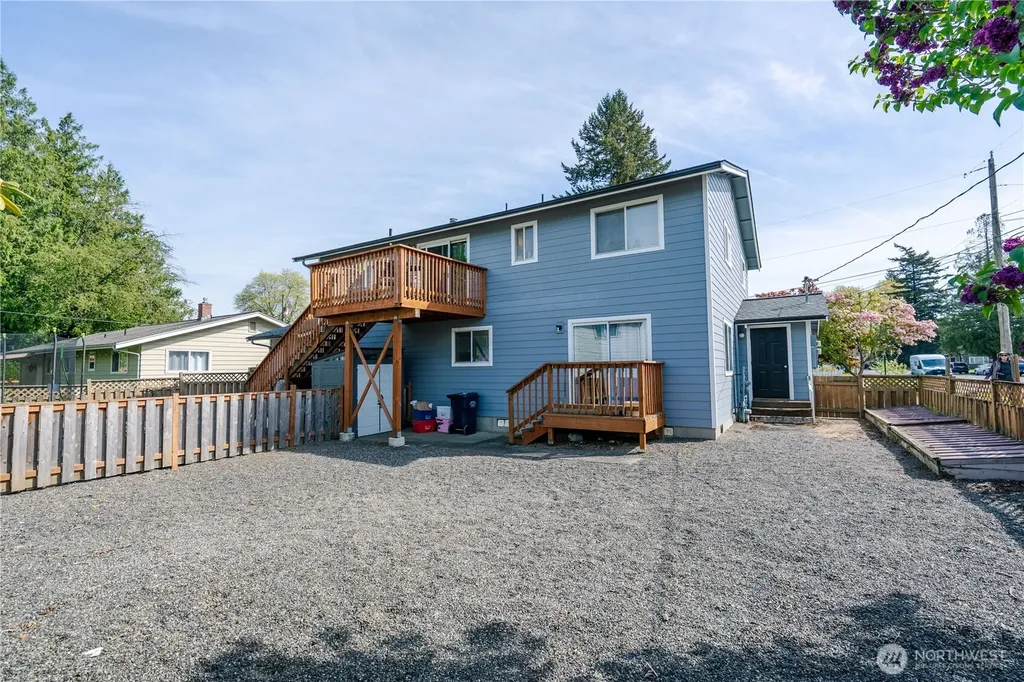401 N 9th Street Lynden WA 98264
