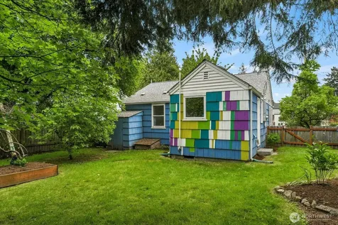 14339 Ashworth Avenue N Seattle WA 98133