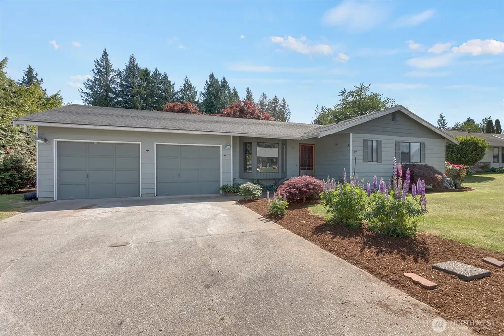 816 Vine Circle Lynden WA 98264