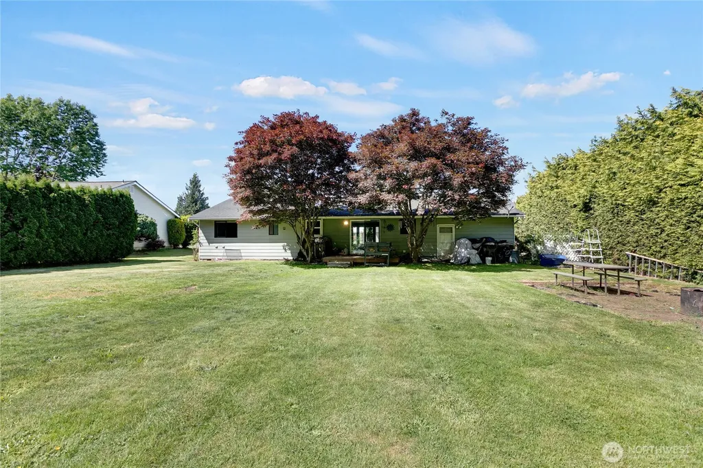 816 Vine Circle Lynden WA 98264