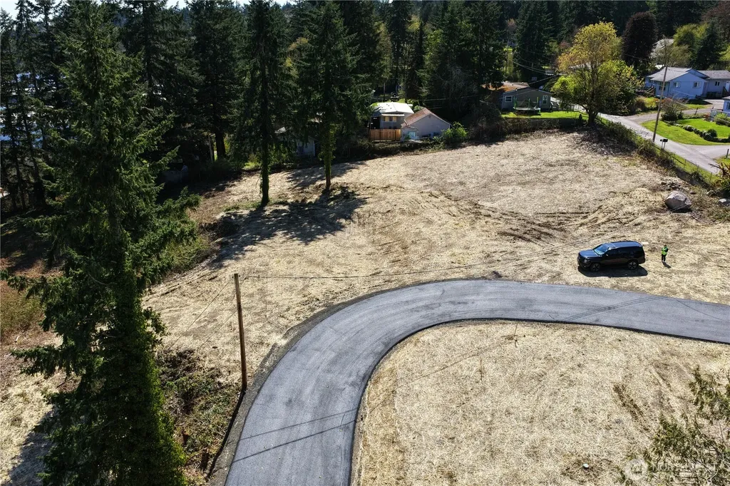 138 Lilac Lane Bremerton WA 98312