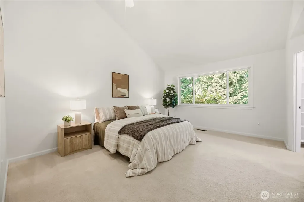10310 117th Place NE Kirkland WA 98033