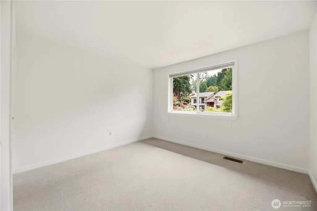 10310 117th Place NE Kirkland WA 98033