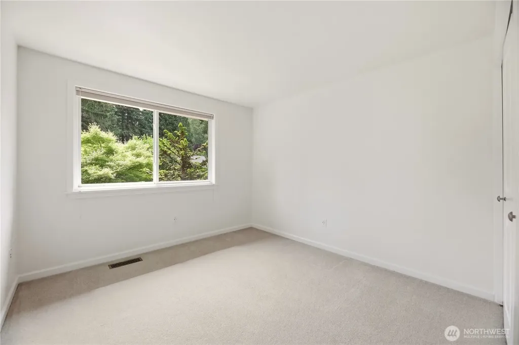 10310 117th Place NE Kirkland WA 98033