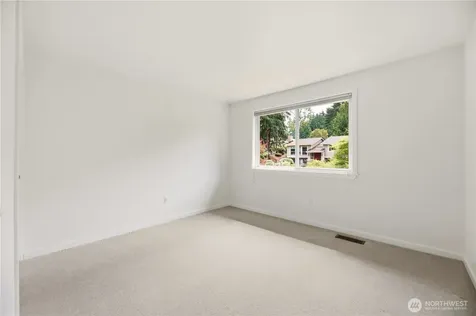10310 117th Place NE Kirkland WA 98033