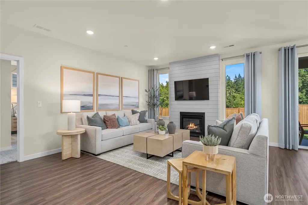 6021 Thornhill Avenue SW Port Orchard WA 98367