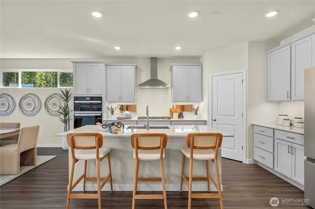 6021 Thornhill Avenue SW Port Orchard WA 98367