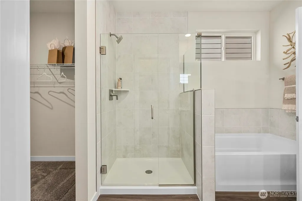6021 Thornhill Avenue SW Port Orchard WA 98367