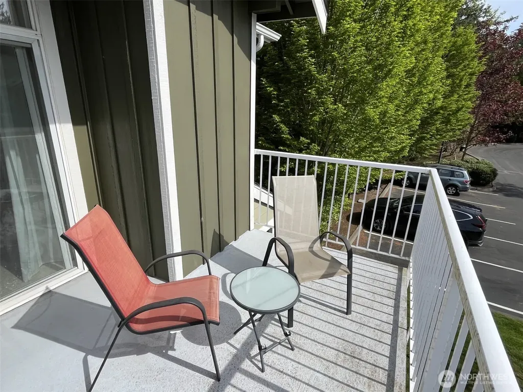 746 241st Lane SE Sammamish WA 98074