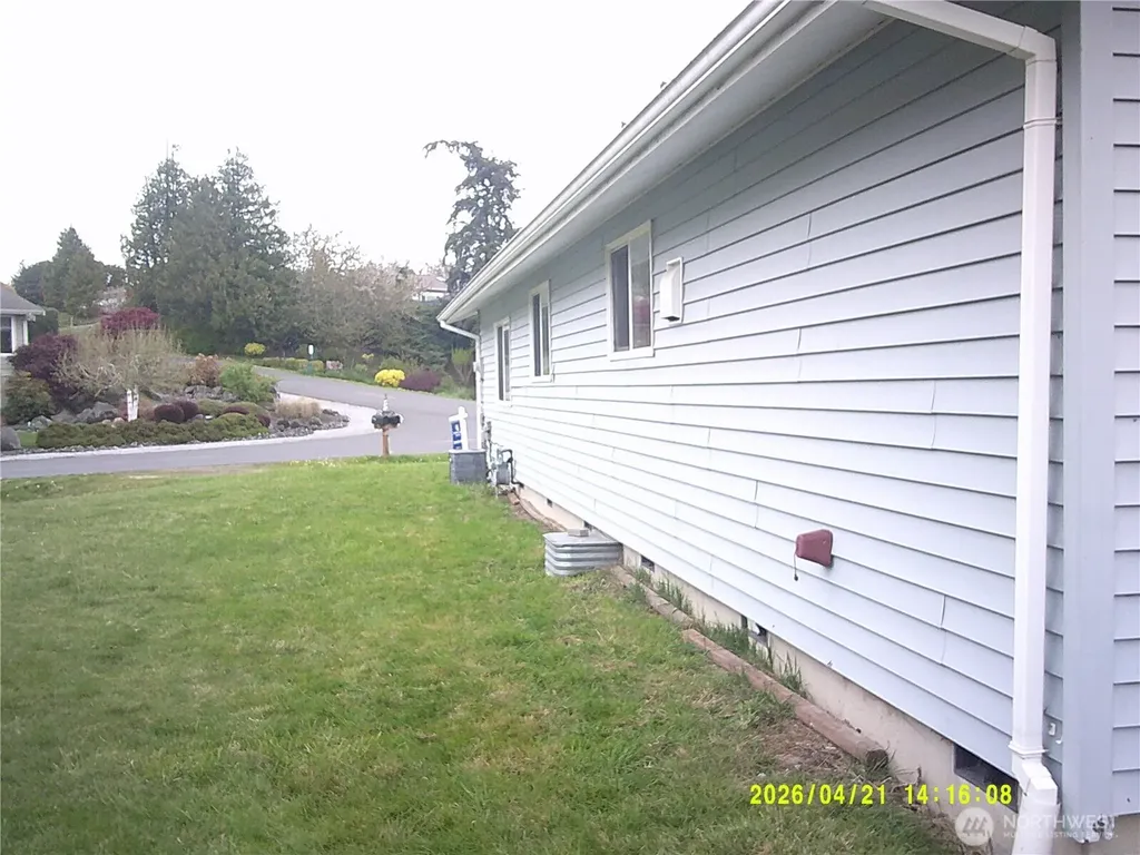 8216 Chehalis Road Blaine WA 98230