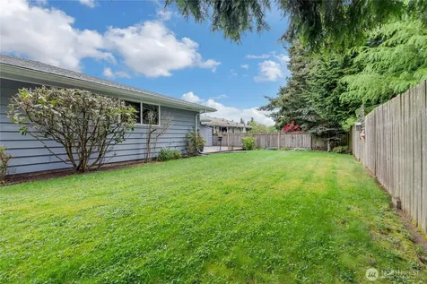 5242 N 10th Street Tacoma WA 98406