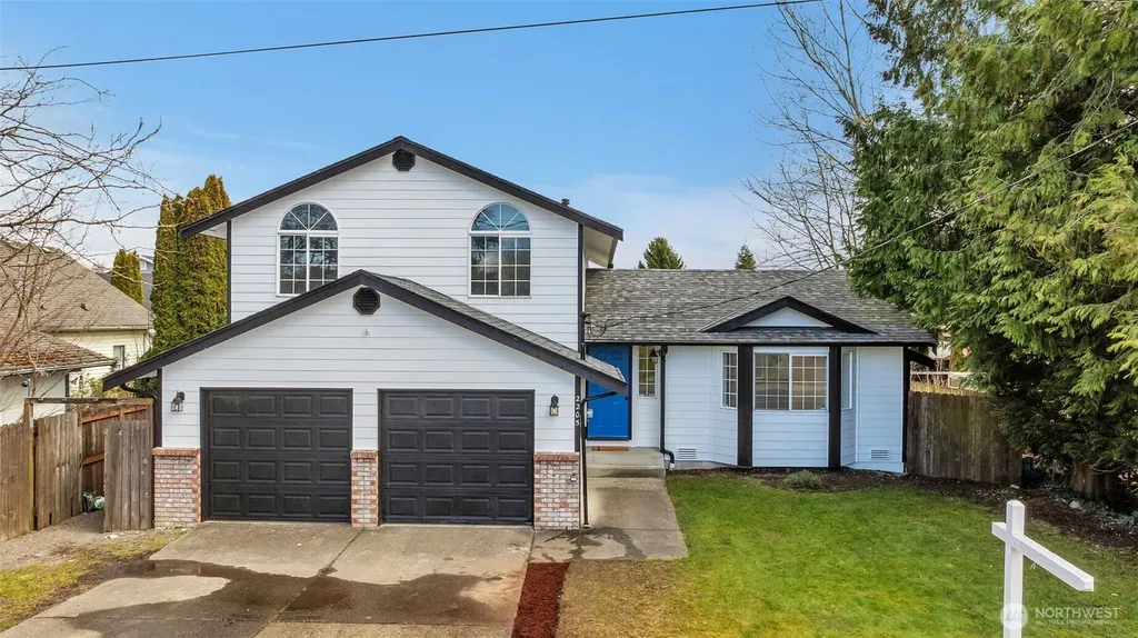 2205 65th Avenue NE Federal Way WA 98422