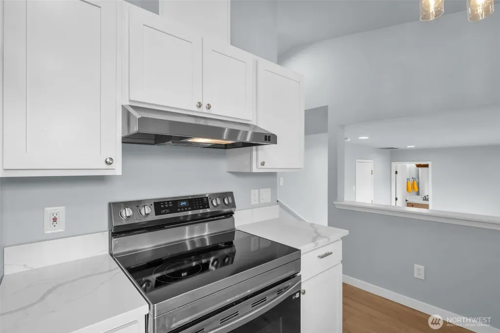 2205 65th Avenue NE Federal Way WA 98422