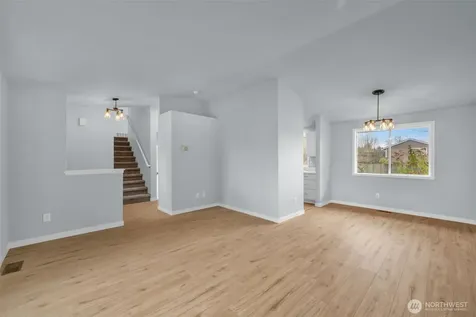 2205 65th Avenue NE Federal Way WA 98422
