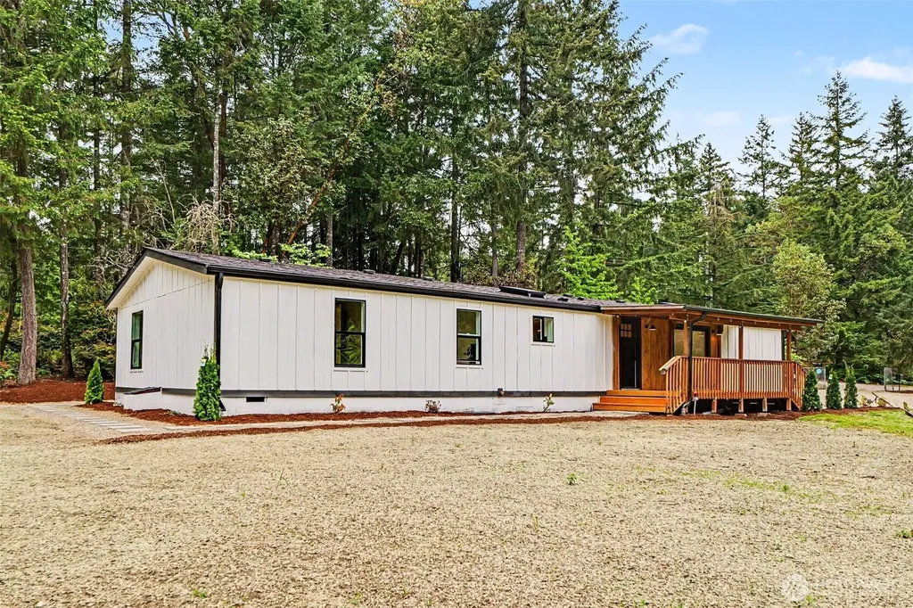 719 Tiedeman Road Lakebay WA 98349