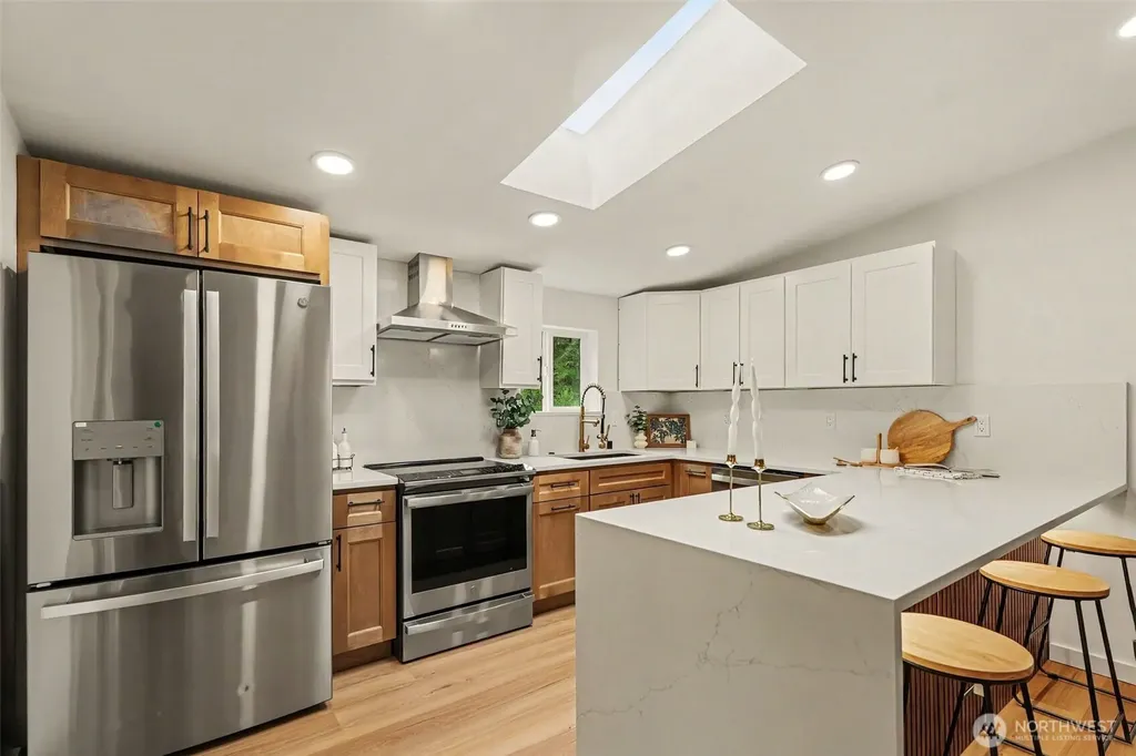 719 Tiedeman Road Lakebay WA 98349