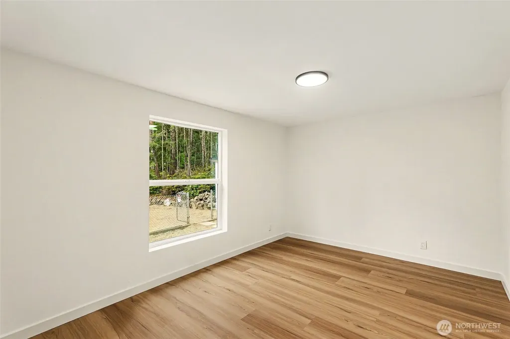 719 Tiedeman Road Lakebay WA 98349