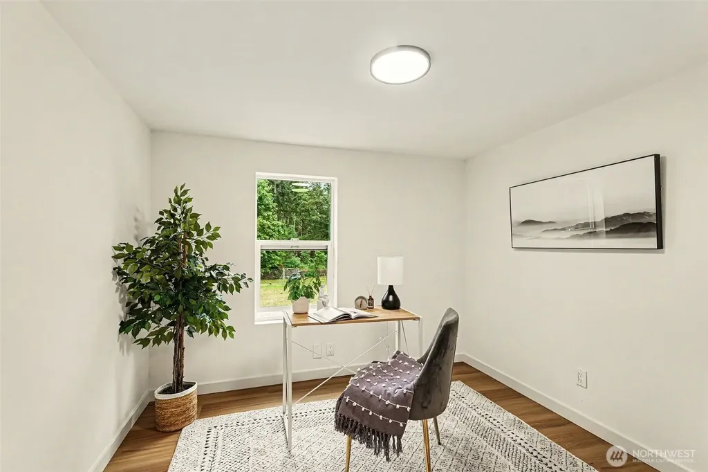 719 Tiedeman Road Lakebay WA 98349