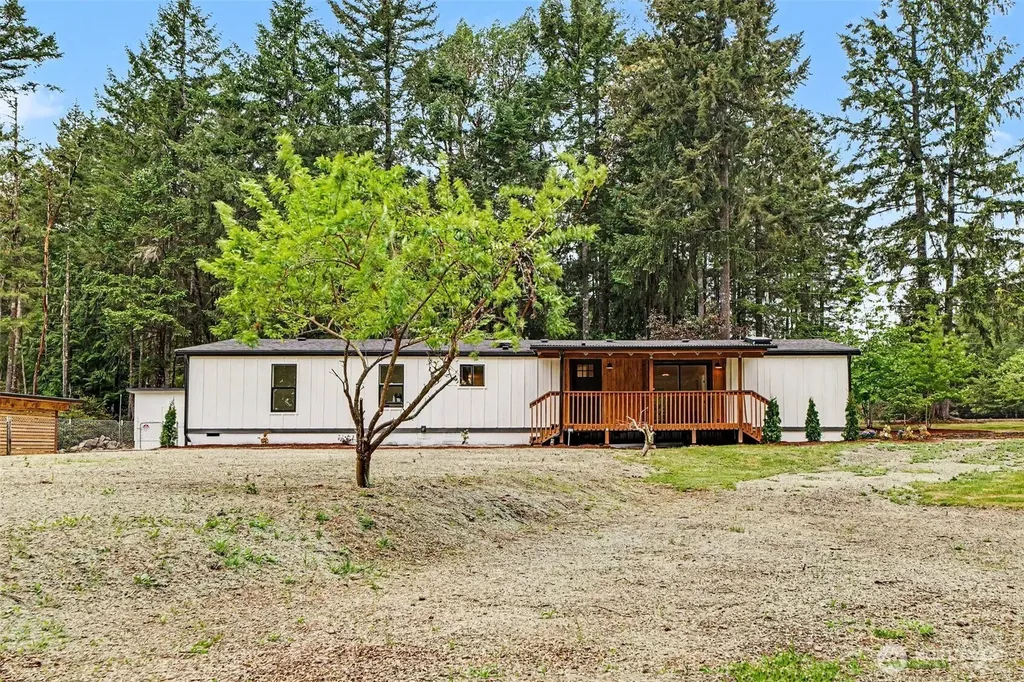 719 Tiedeman Road Lakebay WA 98349