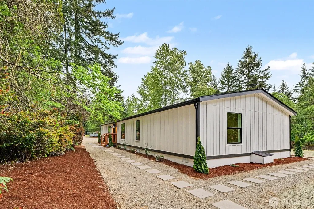 719 Tiedeman Road Lakebay WA 98349
