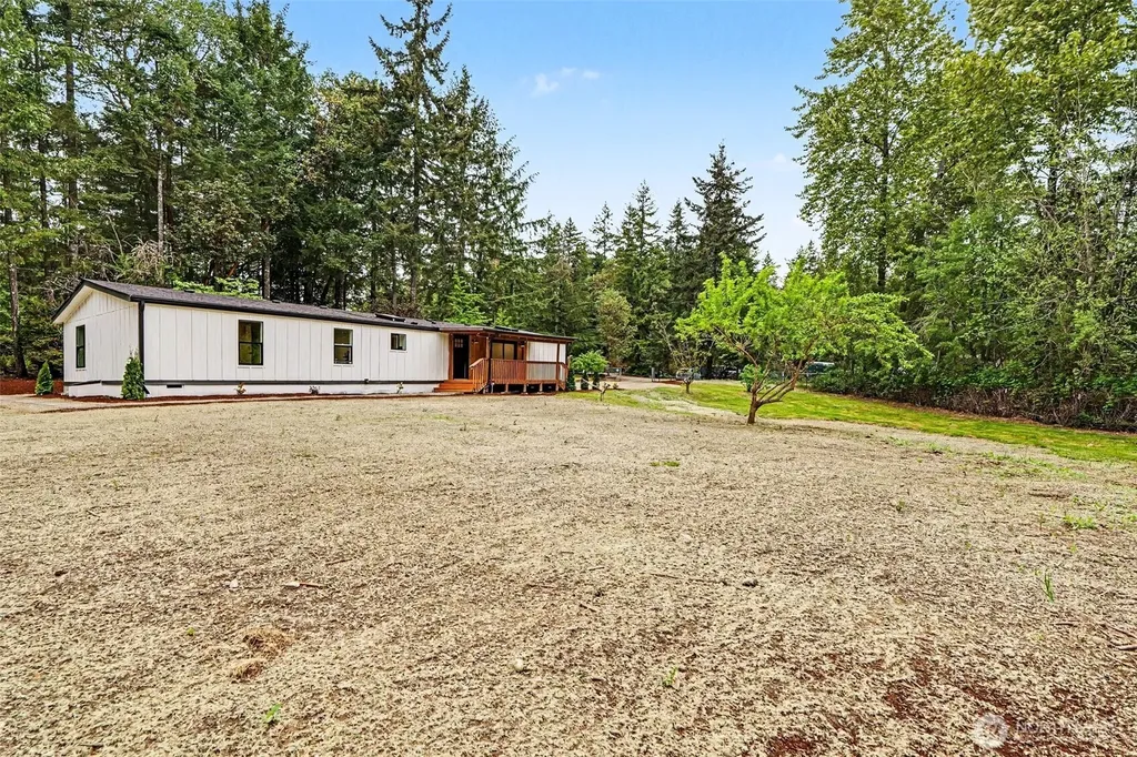 719 Tiedeman Road Lakebay WA 98349