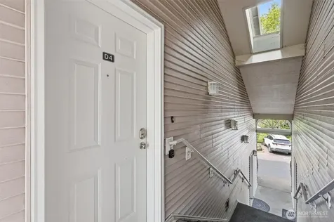 601 12th Avenue NW Issaquah WA 98027