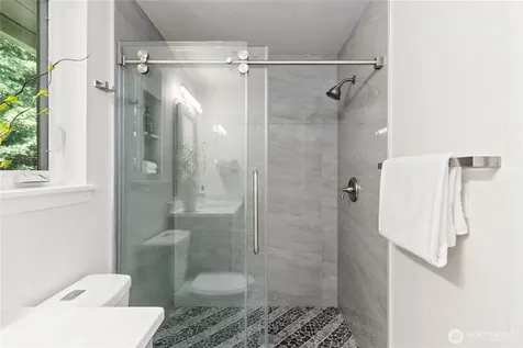 2516 S 367th Place Federal Way WA 98003