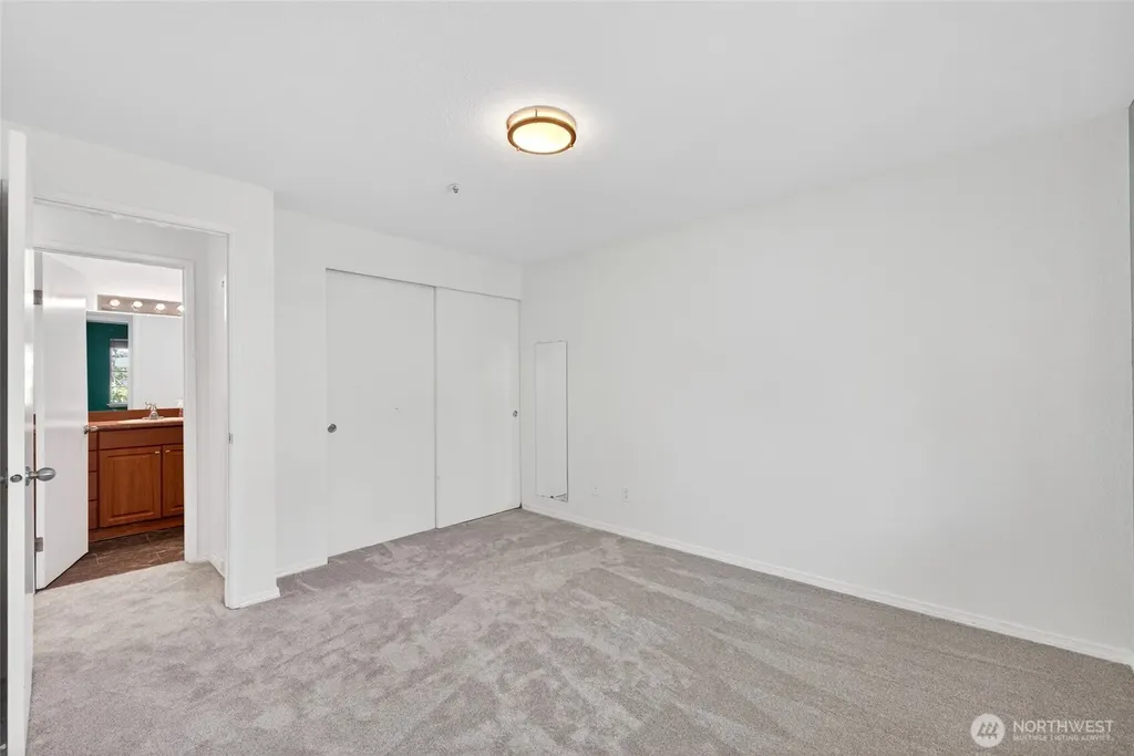 19230 Forest Park Drive NE Lake Forest Park WA 98155