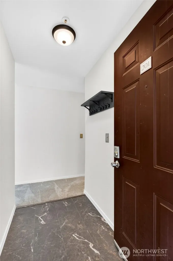 19230 Forest Park Drive NE Lake Forest Park WA 98155