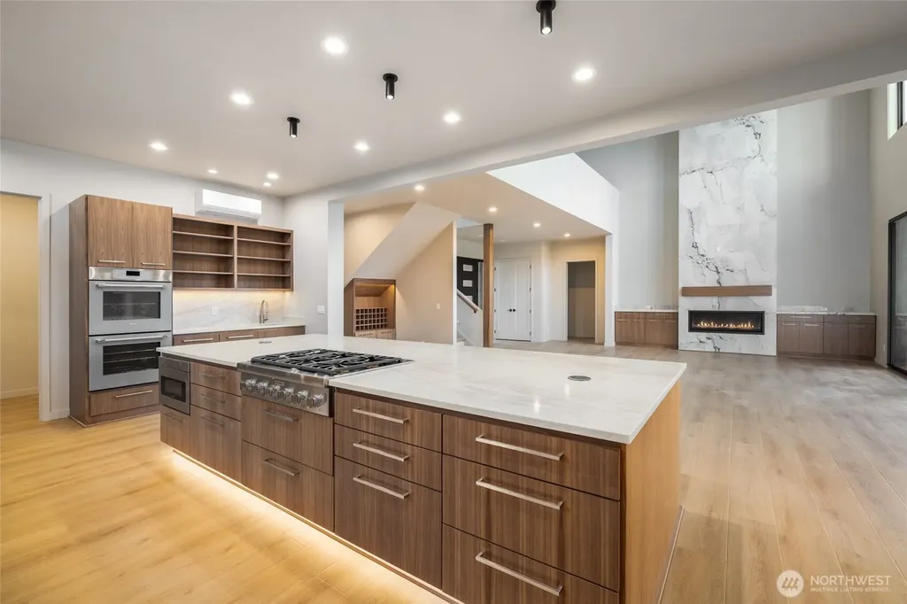 12915 Waterview Lane Mount Vernon WA 98273