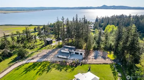12915 Waterview Lane Mount Vernon WA 98273