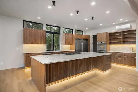 12915 Waterview Lane Mount Vernon WA 98273