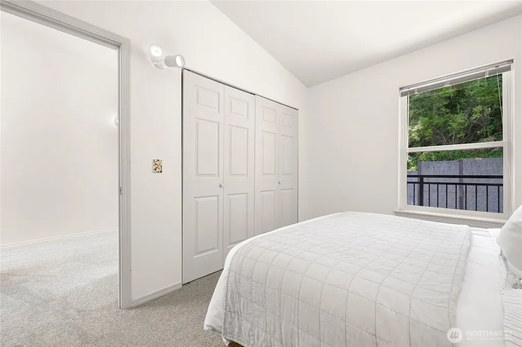 808 20th Bellingham WA 98226