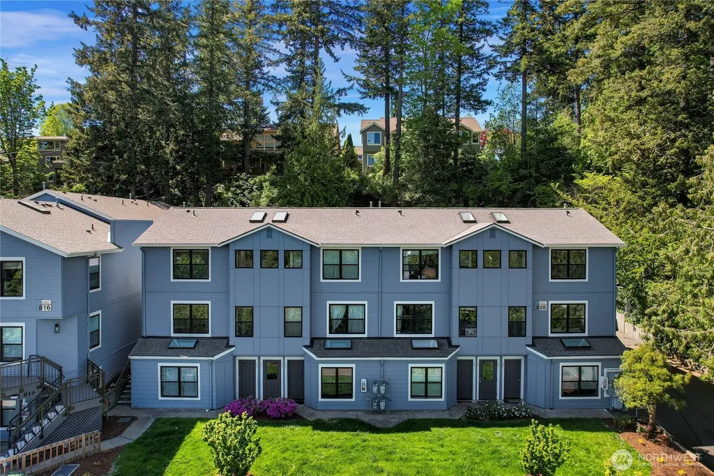 808 20th Bellingham WA 98226
