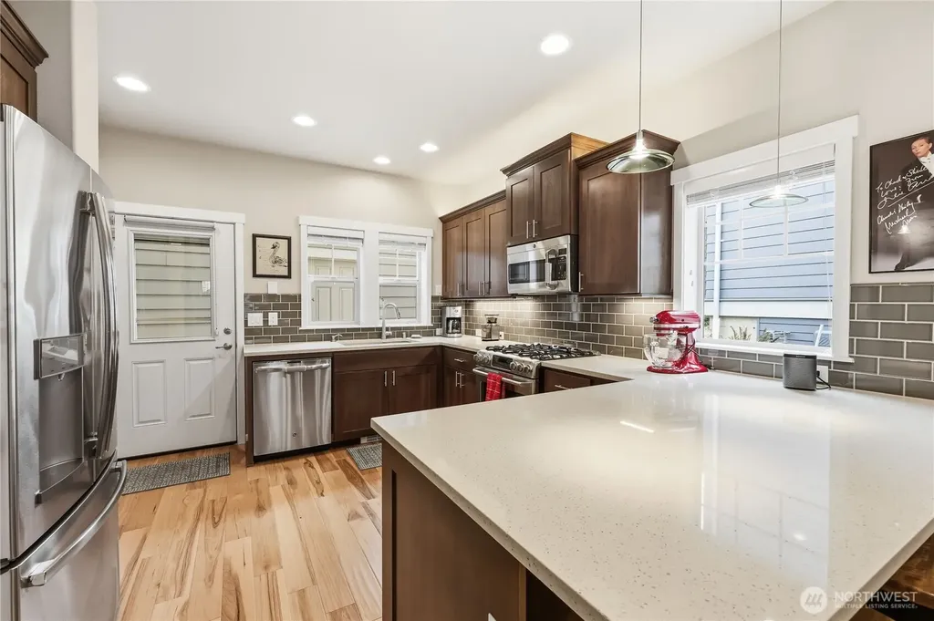 1720 NE Nutkana Way Poulsbo WA 98370